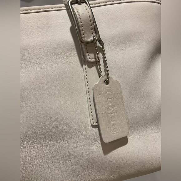 VNTG COACH LEGACY WEST CLASSIC SHOPPER WHITE LEATHER 9813 SILVER HARDWARE RARE - Picture 5 of 14